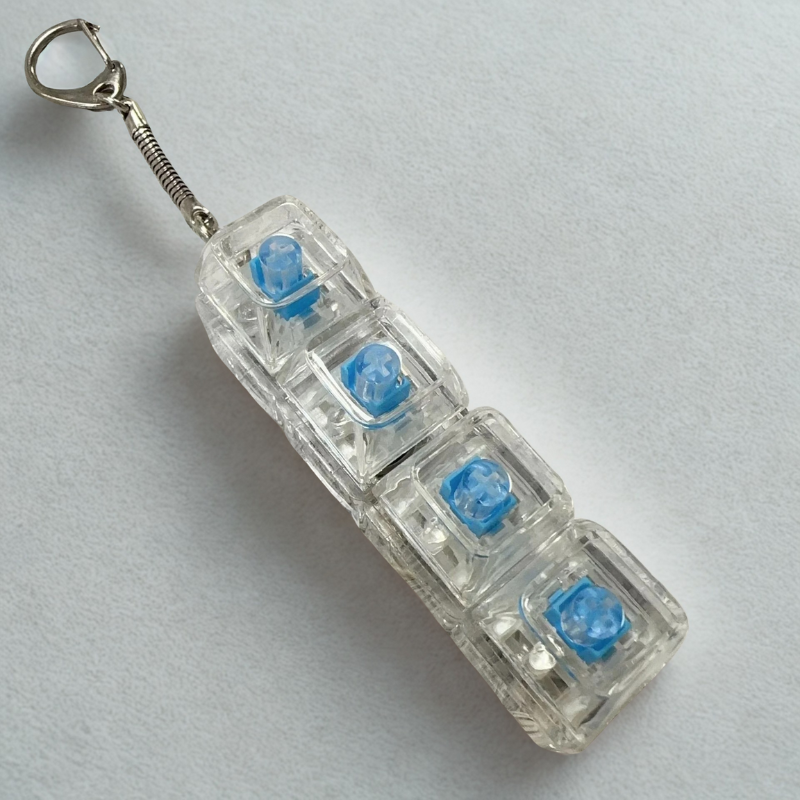 LED Tastatur Fidget Schlüsselanhänger – Crystal Clicker